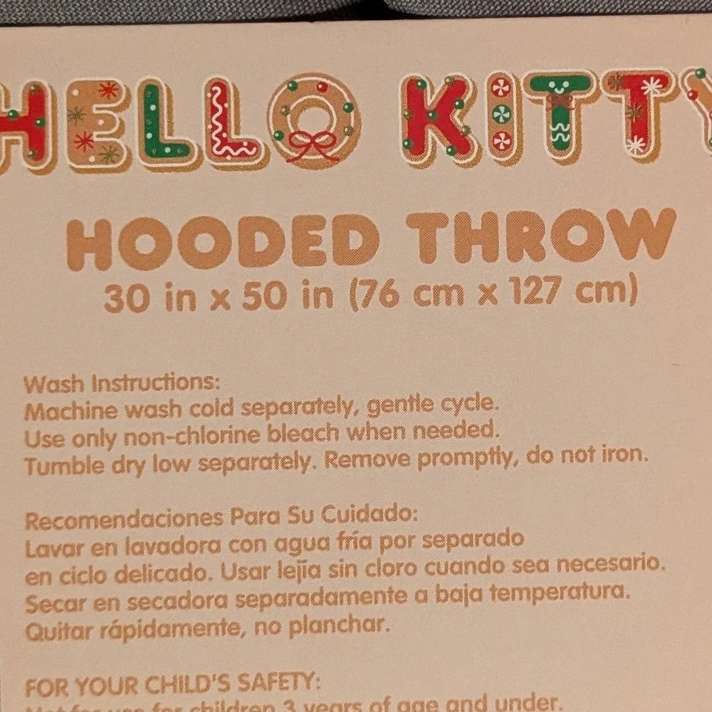 Hello Kitty Hooded Throw Blanket Red Peppermint Bow Kids Wearable‎ Plush 30x50